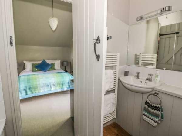 Carp'S Rise Cottage Somerford Keynes Exterior foto